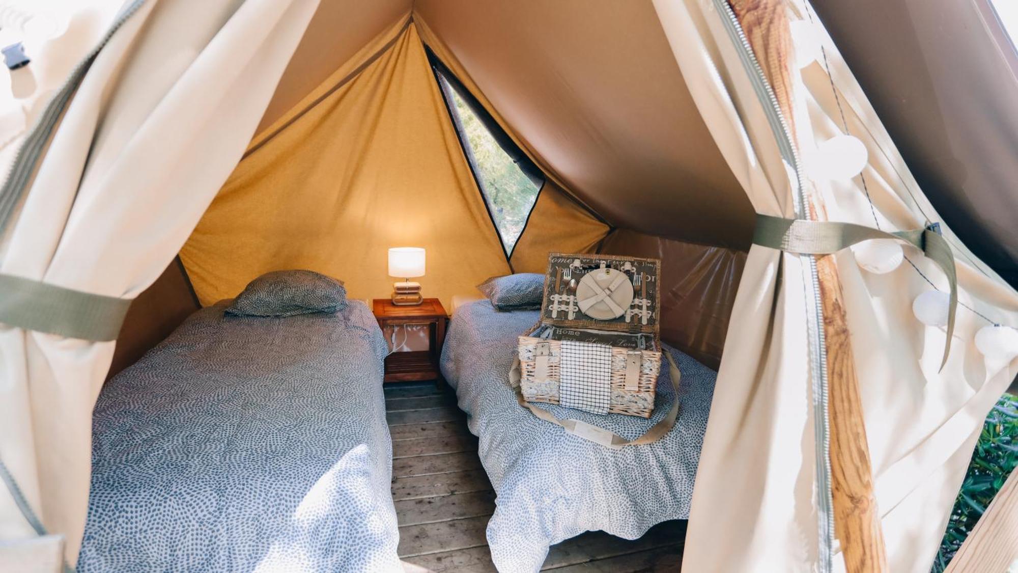 Camping La Pree Les Portes-en-Re Ngoại thất bức ảnh