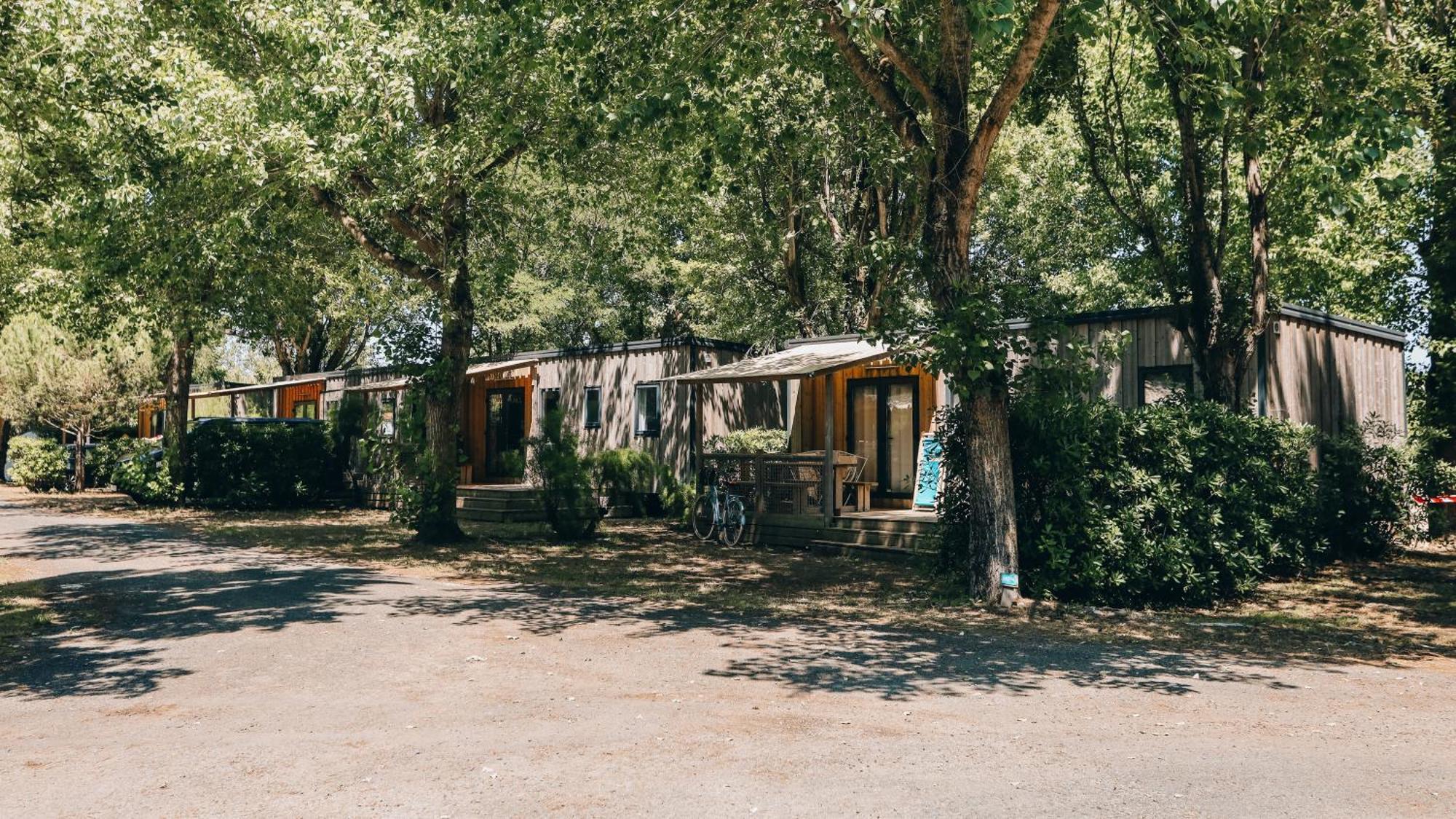 Camping La Pree Les Portes-en-Re Ngoại thất bức ảnh