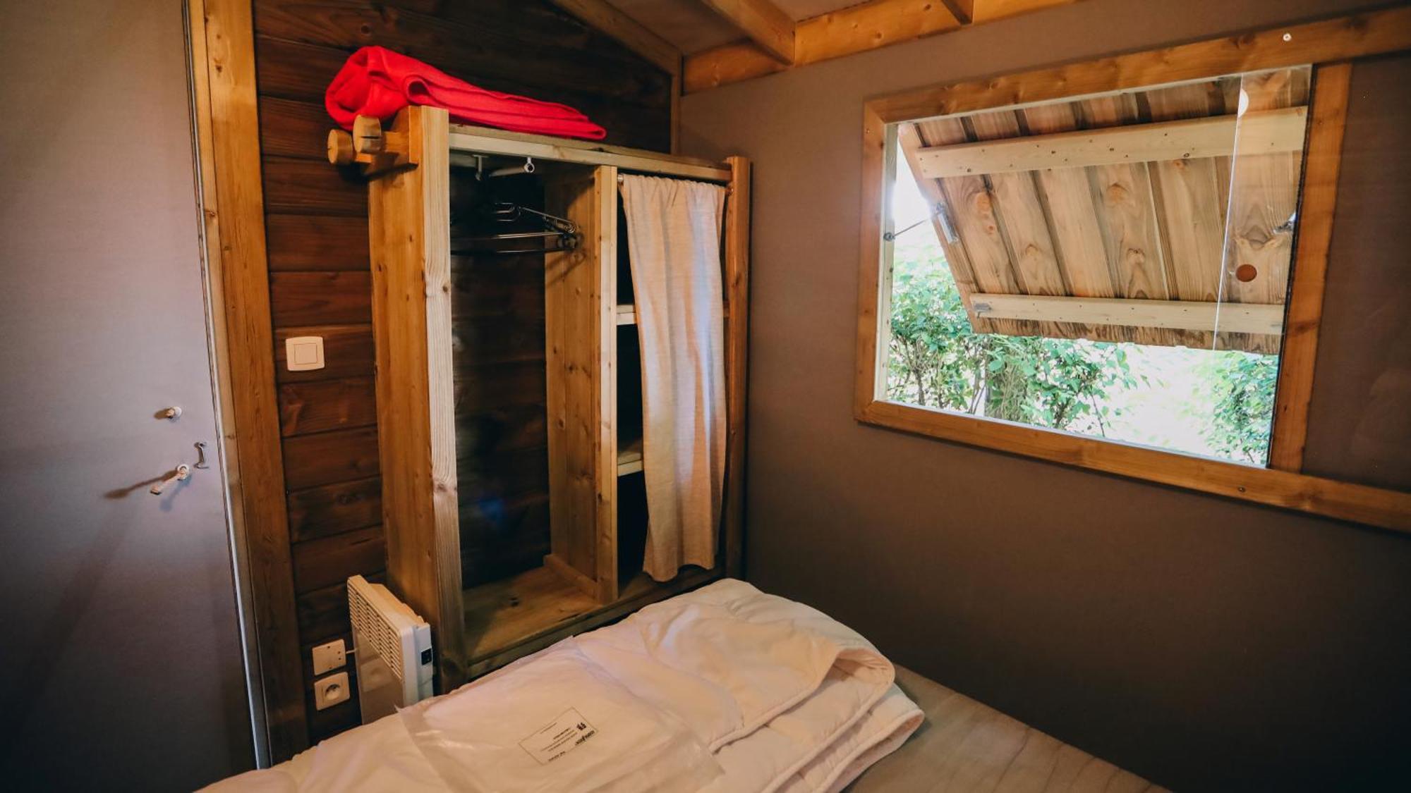 Camping La Pree Les Portes-en-Re Phòng bức ảnh