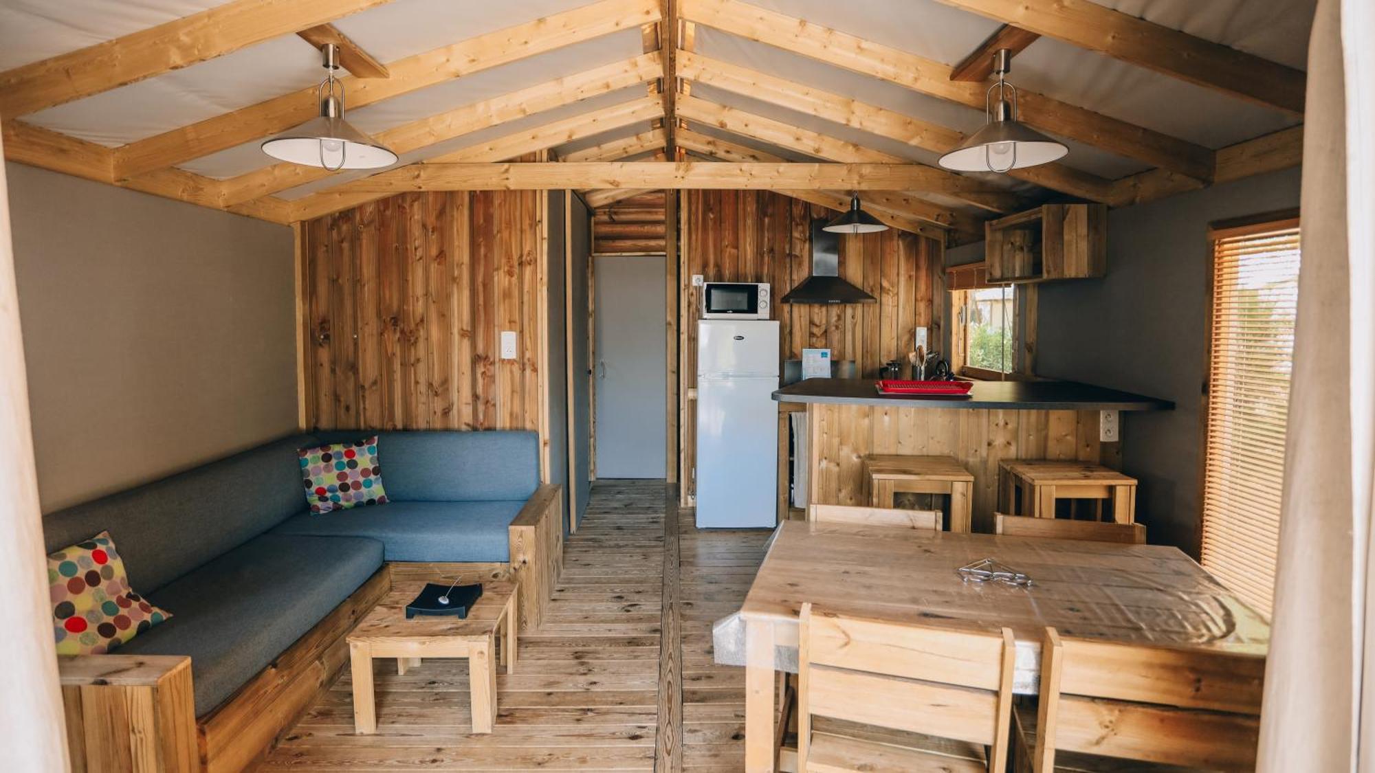 Camping La Pree Les Portes-en-Re Phòng bức ảnh